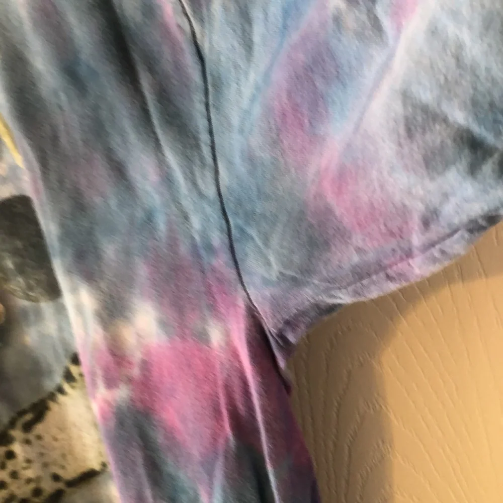 Women’s Dom tie dye Y2k Galaxy Cat T-Shirt - Blue and Purple - Picture 6 of 11